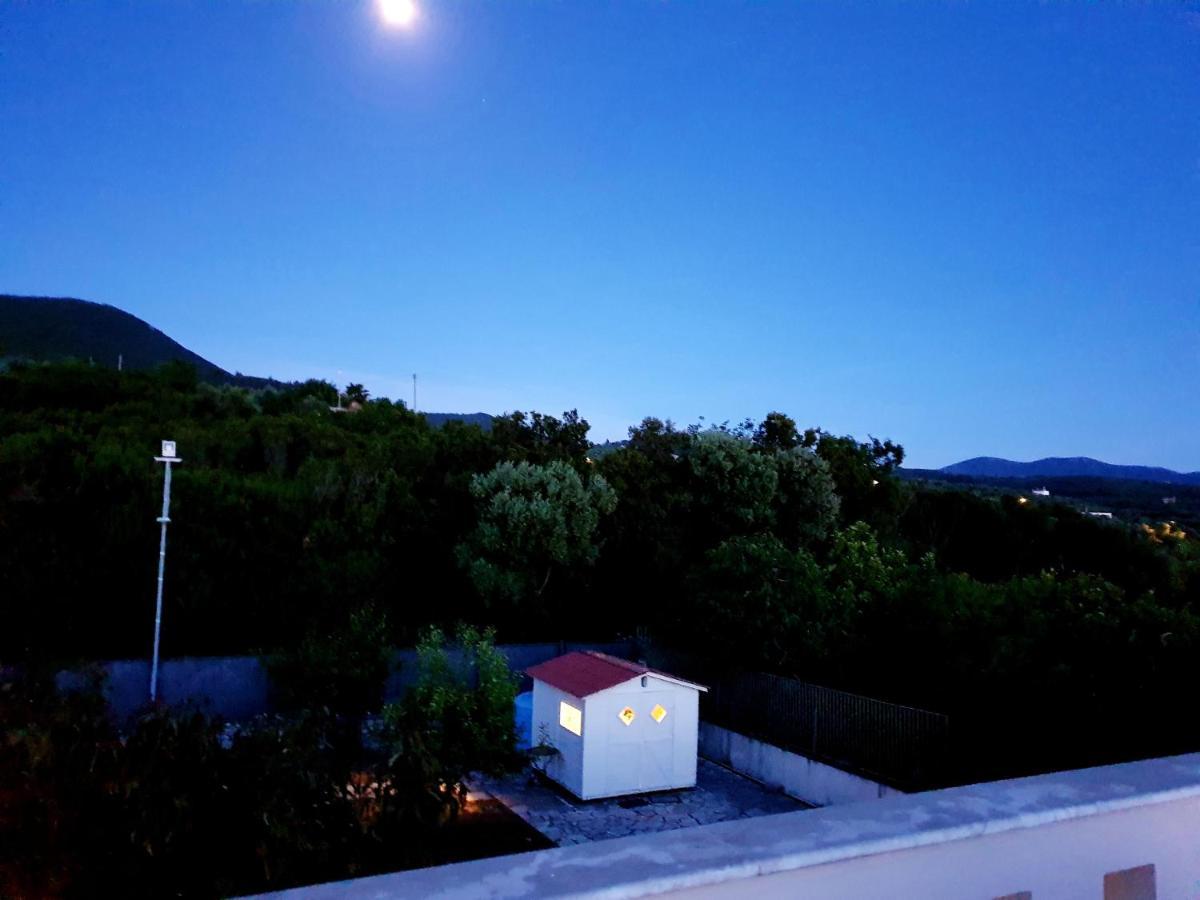 Elaianthos Villa Kalamata Bagian luar foto