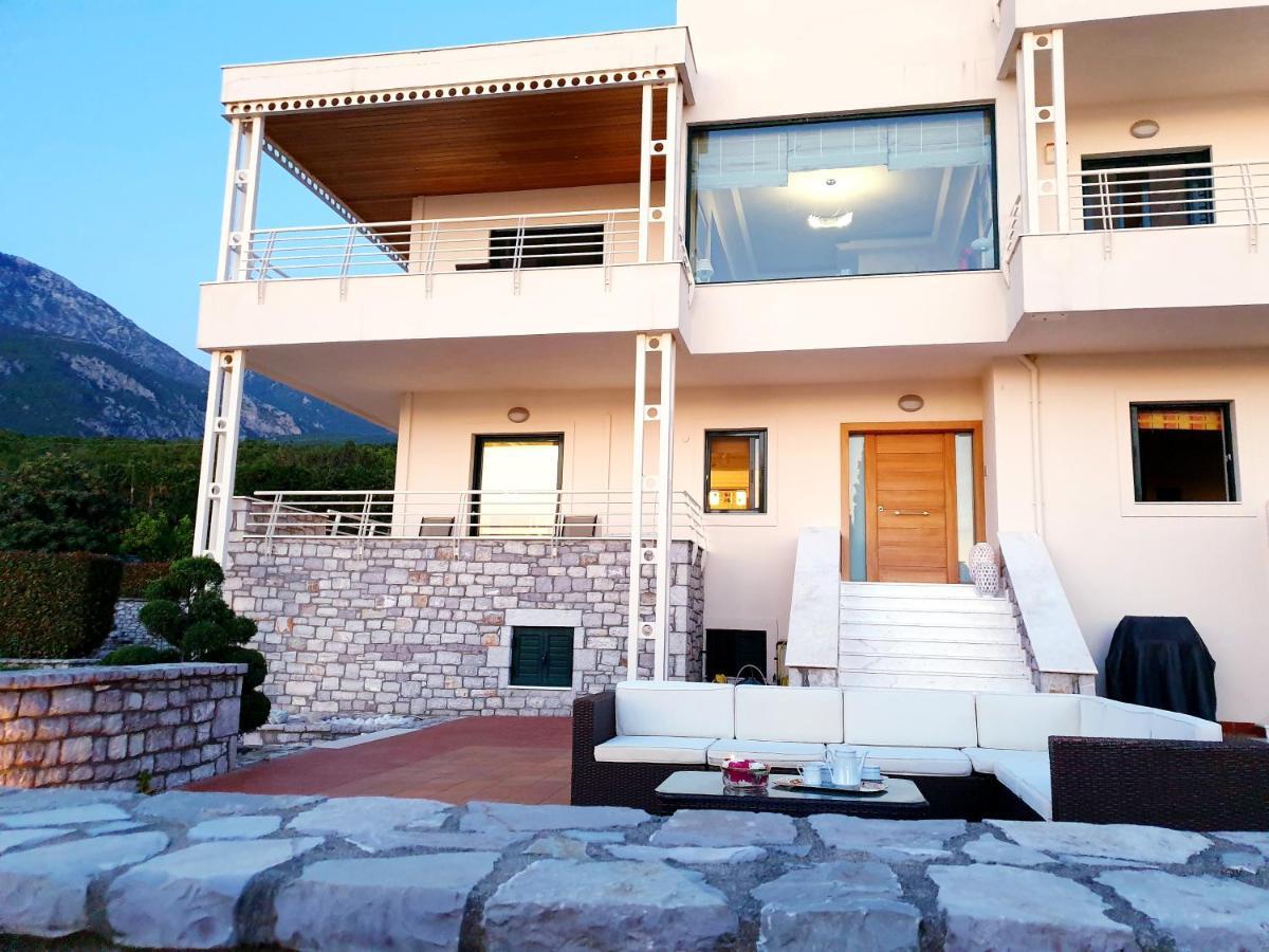 Elaianthos Villa Kalamata Bagian luar foto