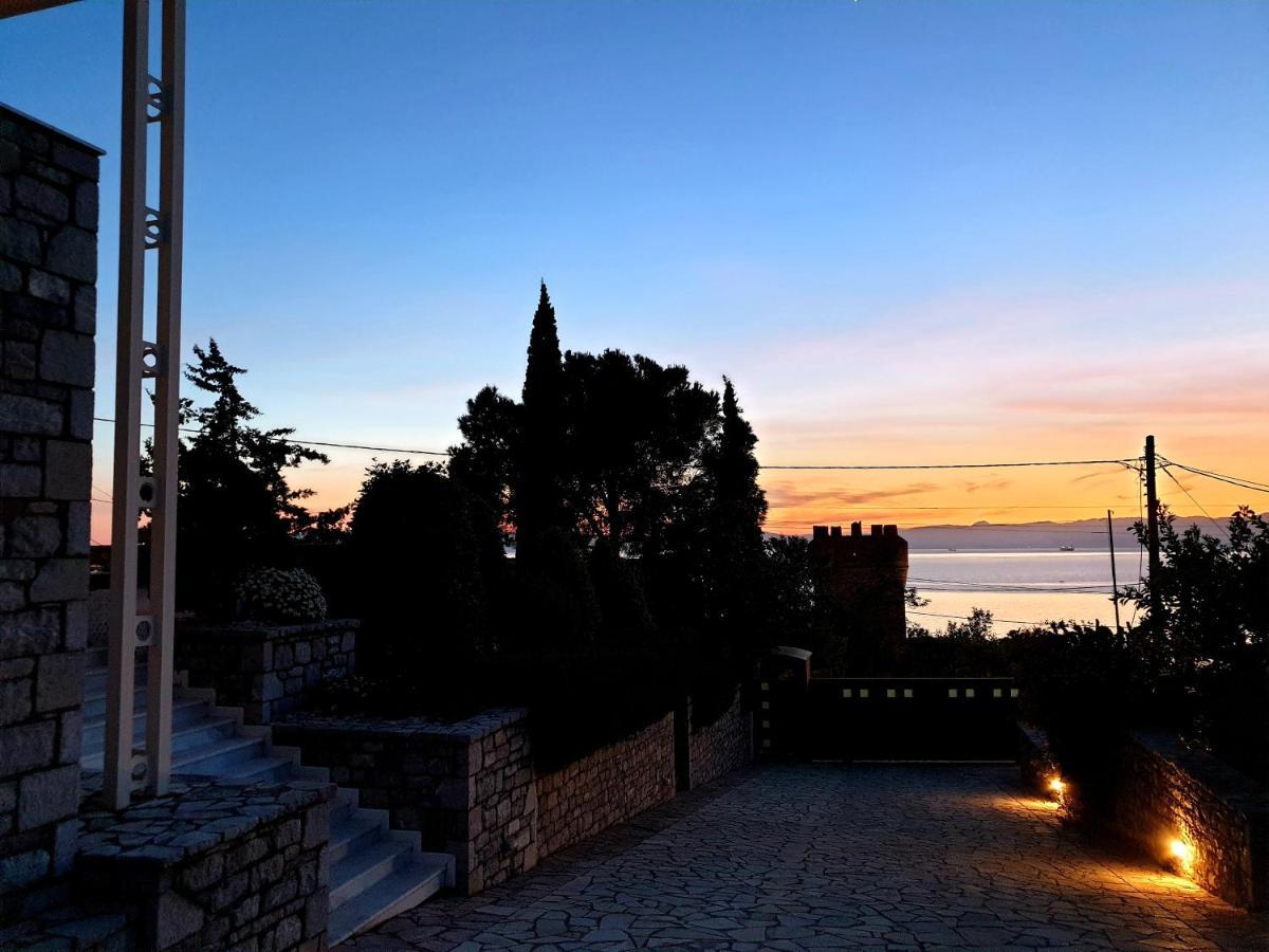 Elaianthos Villa Kalamata Bagian luar foto