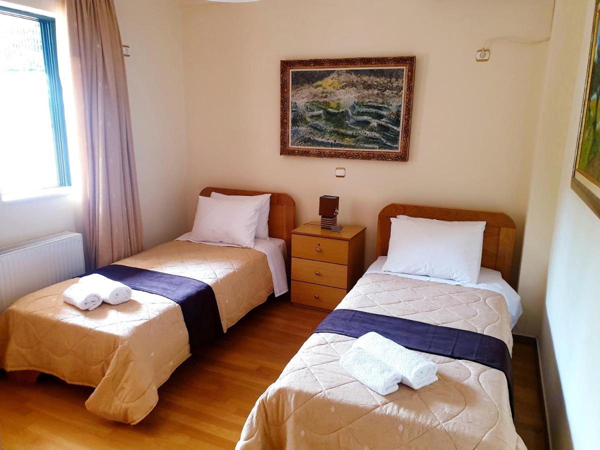 Elaianthos Villa Kalamata Bagian luar foto