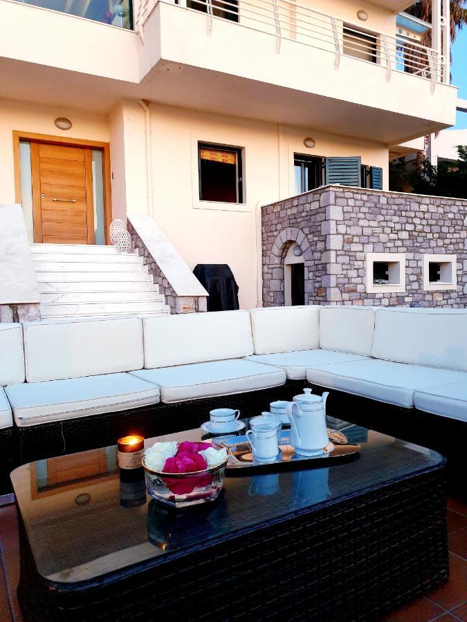 Elaianthos Villa Kalamata Bagian luar foto