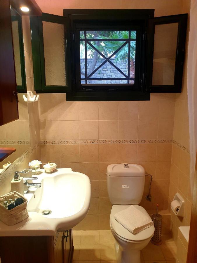 Elaianthos Villa Kalamata Bagian luar foto