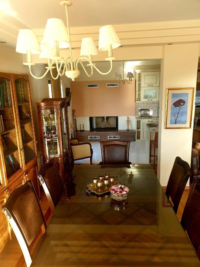 Elaianthos Villa Kalamata Bagian luar foto